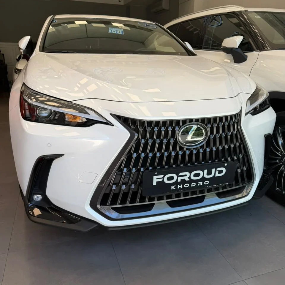 نمایش ماشین لکسوس NX260